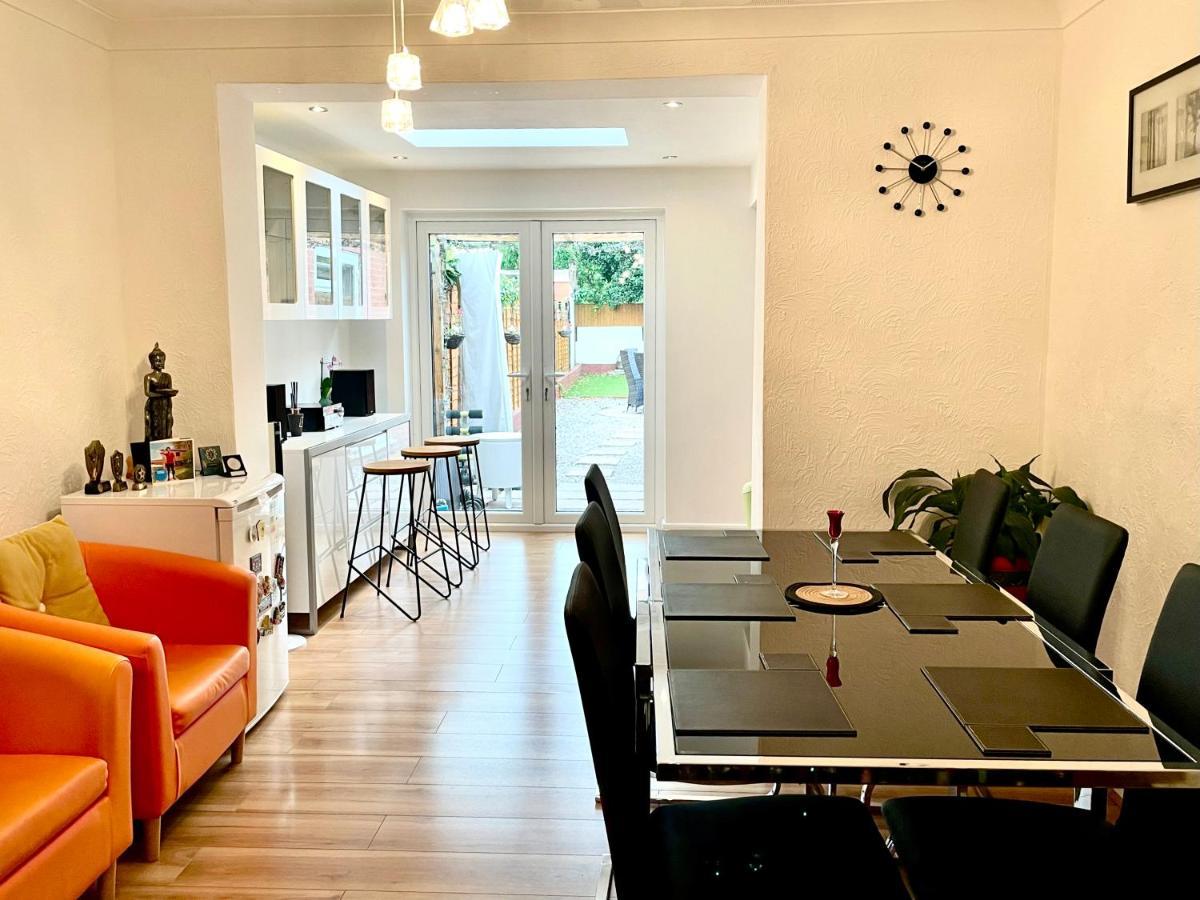 Stunning 1 Bedroom And Double Sofa Bed Near Train Station Southampton Esterno foto